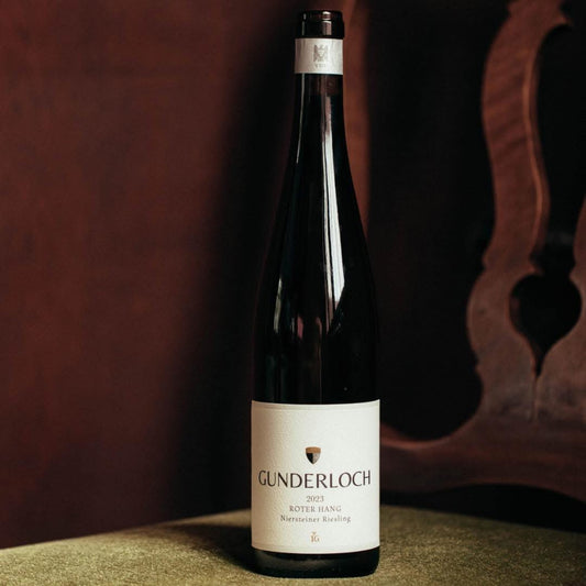 Riesling, Gunderloch, `Roter Hang` Erste Lage Nierstein, Germany