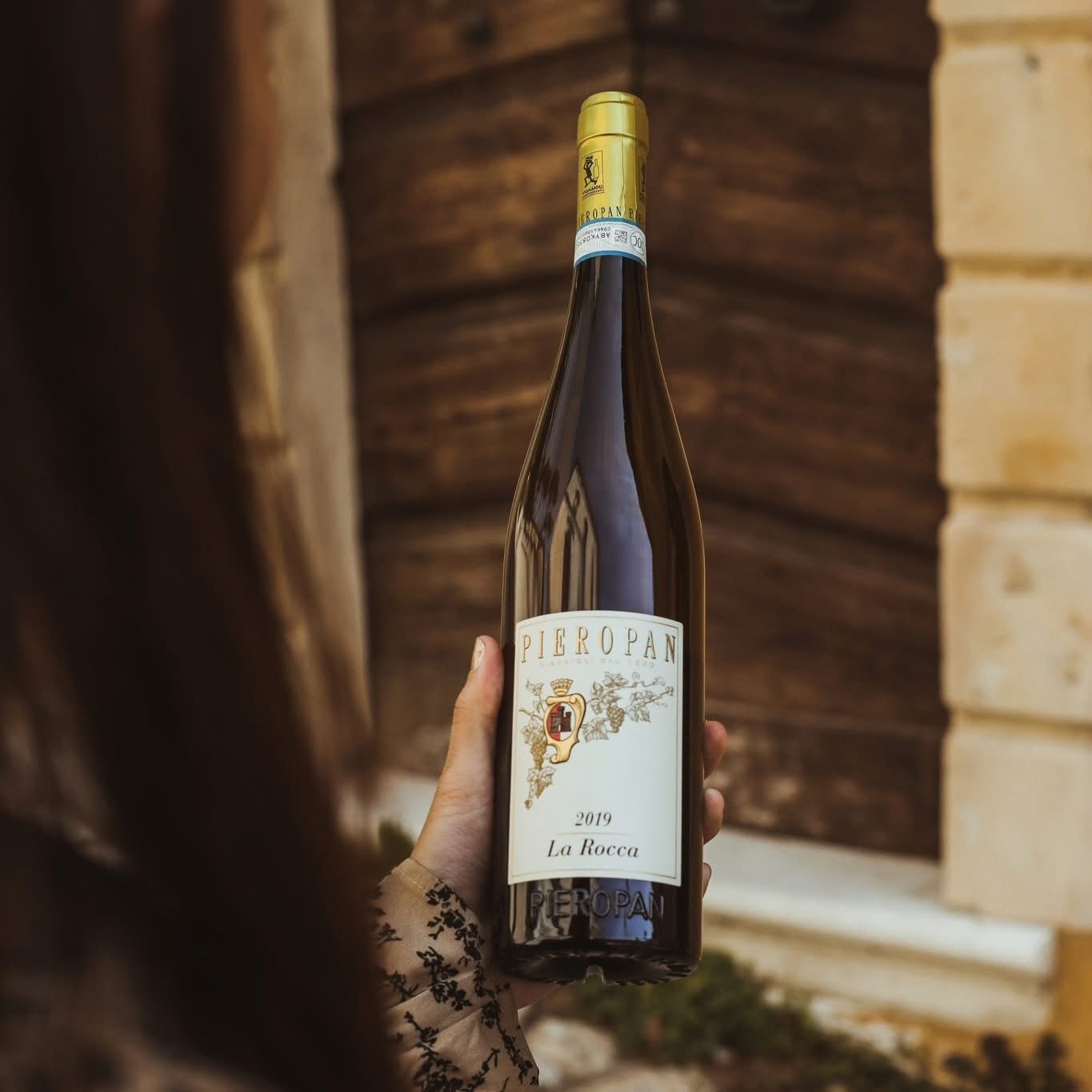 ***96pts by James Suckling*** Soave Classico, Pieropan, `La Rocca`, Italy 750ml