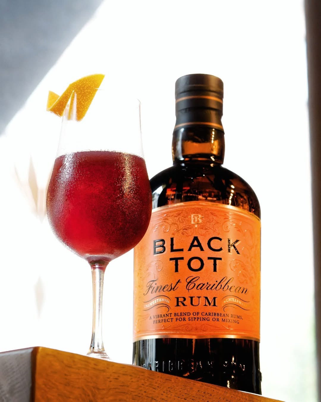 RUM: Black Tot, Finest Caribbean Reserve, 70cl, 54.5%