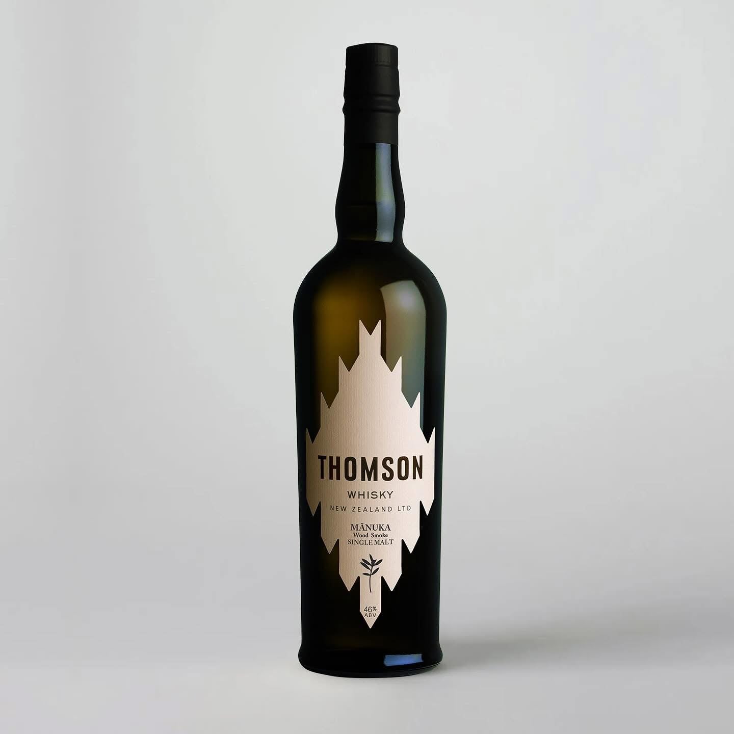 **We have a new whisky fav** Whisky, Manuka Smoke, Single Malt, Tomson, New Zealand, 70cl, 46%