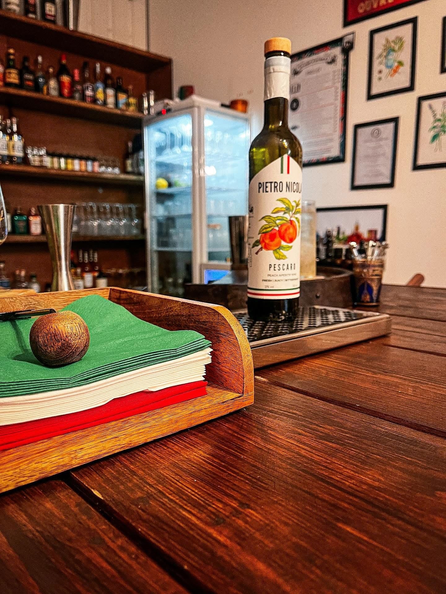 Bitter, Pescaro, Peach Aperatif Wine, Pietro Nicola, 50cl, 22%