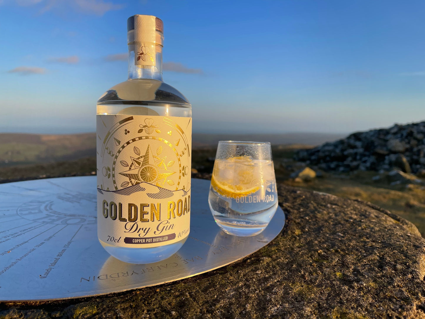 Golden Road Dry Gin 70cl